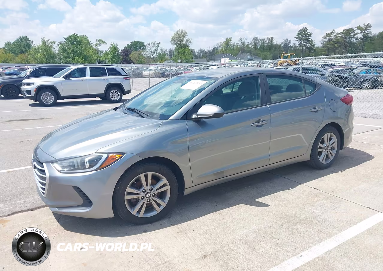 2018 Hyundai Elantra Sel VIN:KMHD84LF4JU537140 - 2