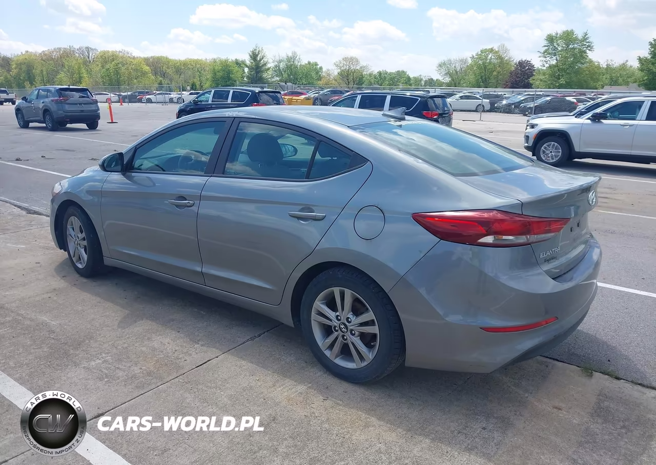 2018 Hyundai Elantra Sel VIN:KMHD84LF4JU537140 - 3