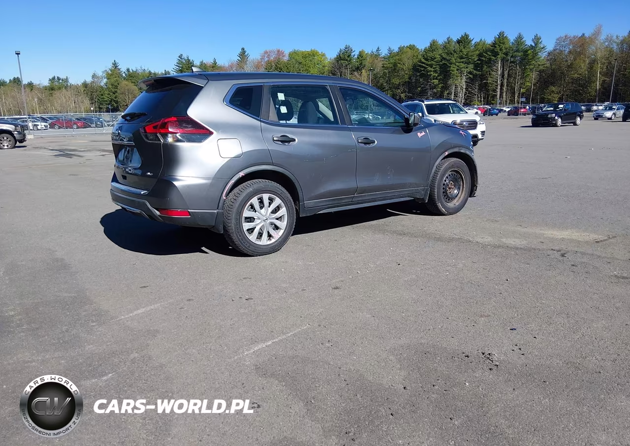 2018 Nissan Rogue S VIN:KNMAT2MV9JP504066 - 4