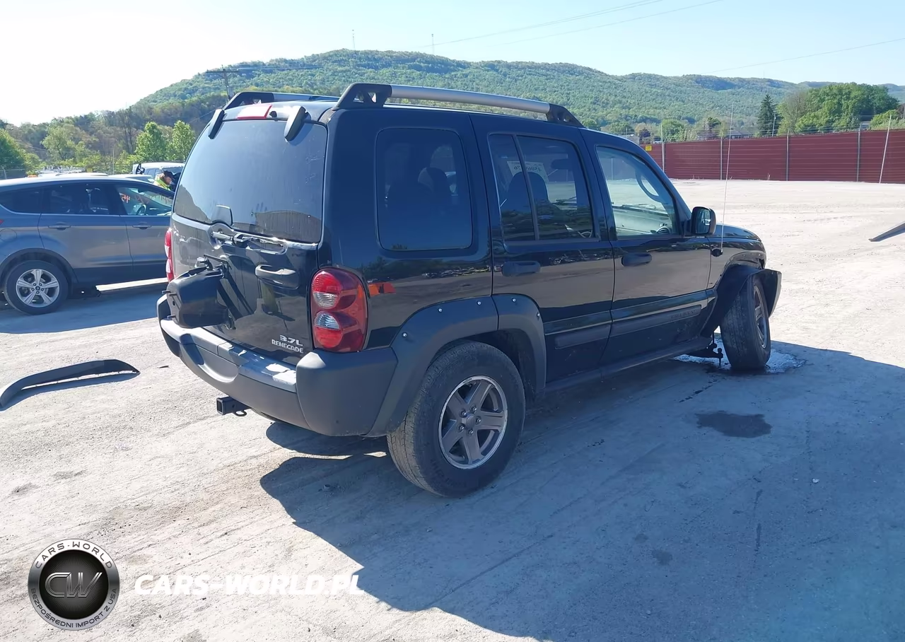 2005 Jeep Liberty Renegade VIN:1J4GL38K85W683853 - 4