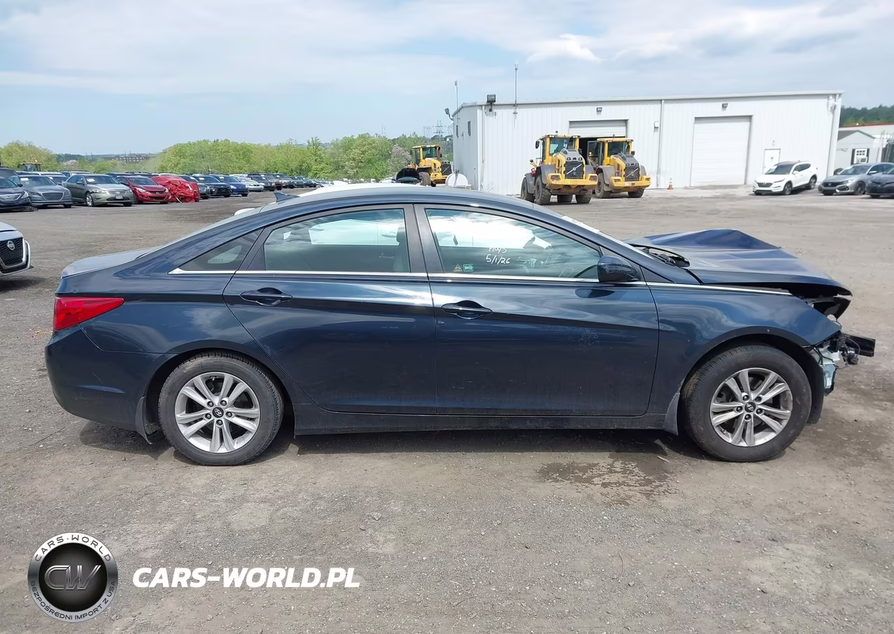 2013 Hyundai Sonata Gls VIN:5NPEB4AC9DH623979 - 13