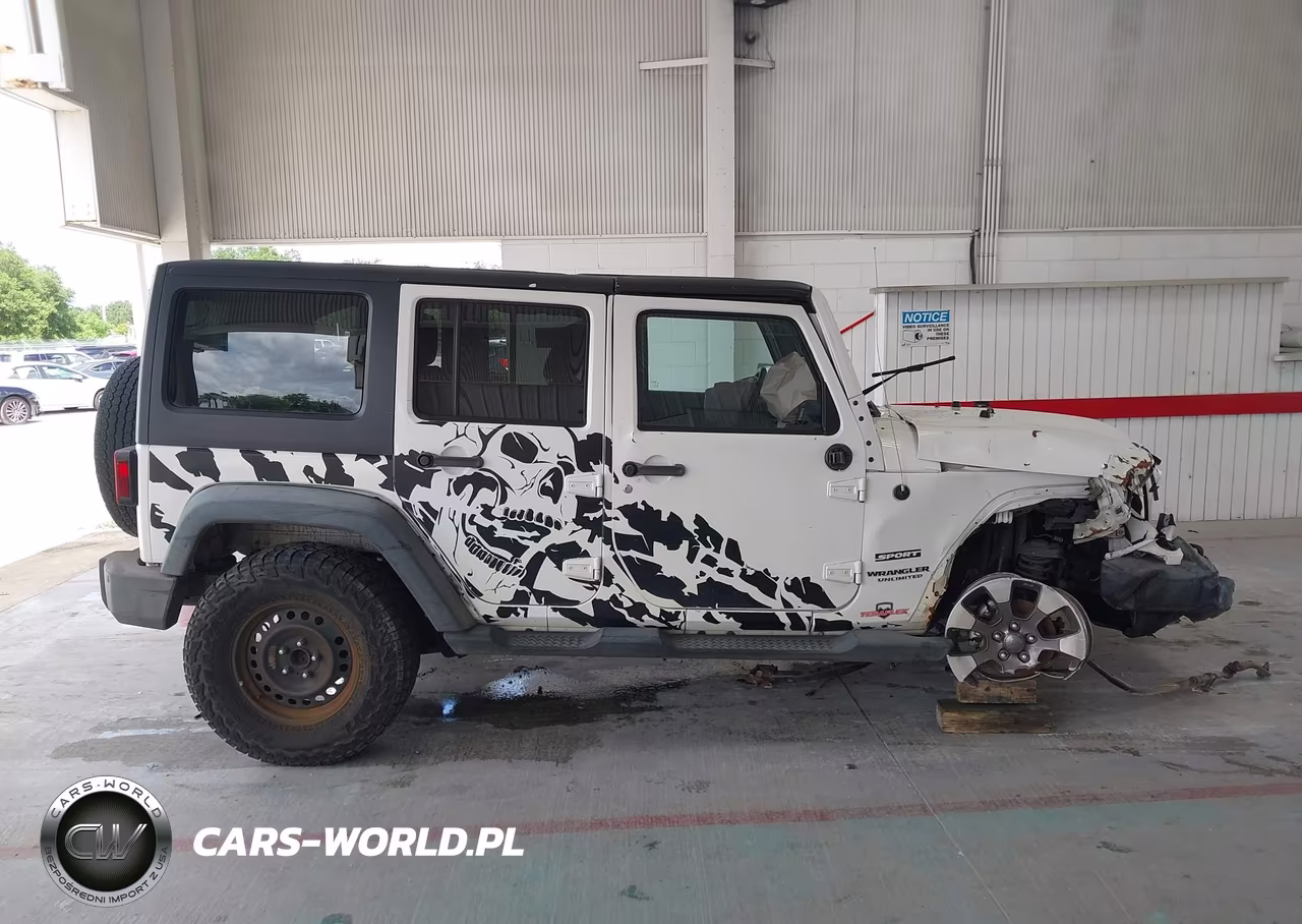 2014 Jeep Wrangler Unlimited Sport VIN:1C4HJWDG8EL177444 - 13