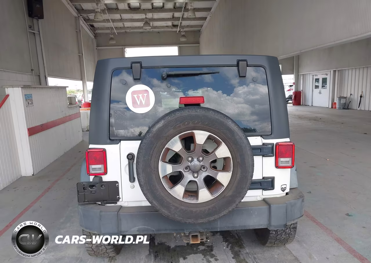 2014 Jeep Wrangler Unlimited Sport VIN:1C4HJWDG8EL177444 - 16