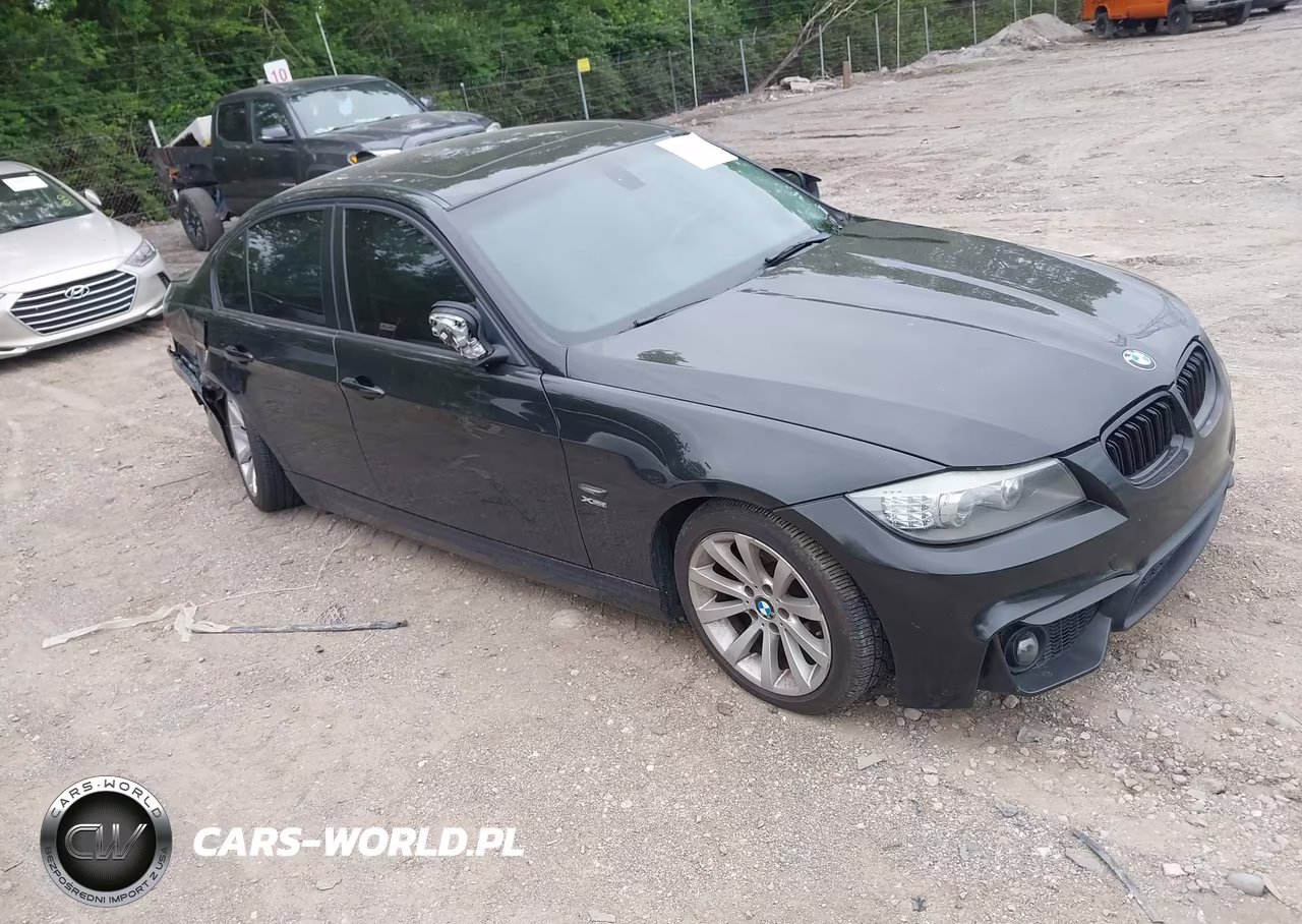 2011 BMW 328I xDrive – zdjęcie 1 z 14