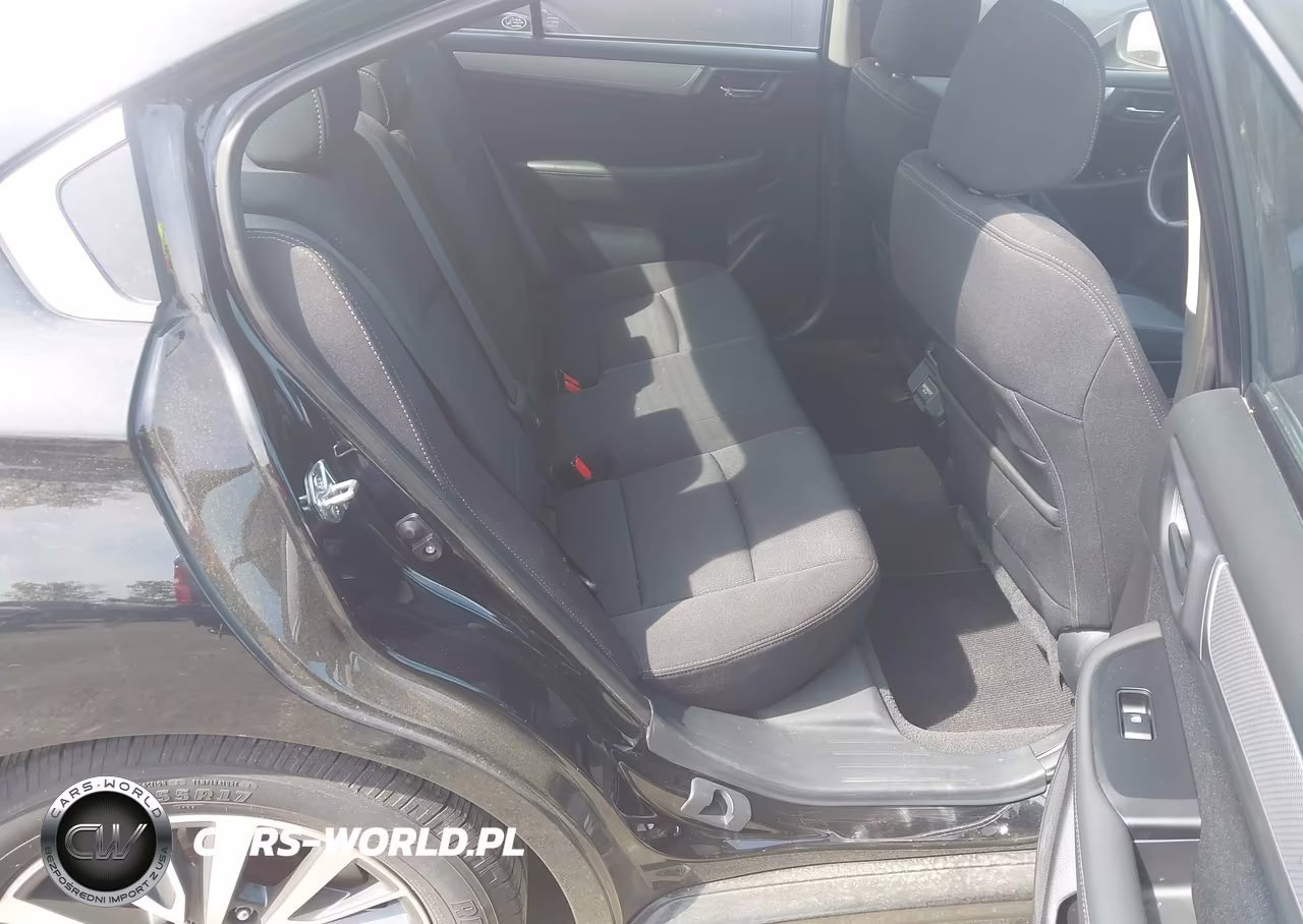 2018 Subaru Legacy 2.5I Premium VIN:4S3BNAC61J3023805 - 8