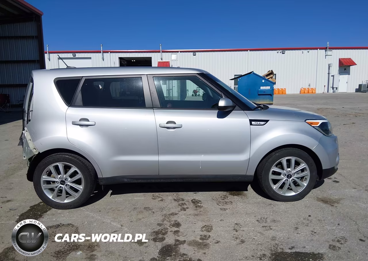 2019 Kia Soul + VIN:KNDJP3A56K7648125 - 13