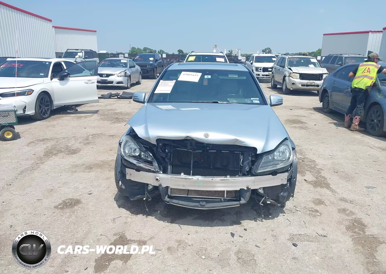 2014 Mercedes-Benz C 300 Sport 4Matic VIN:WDDGF8ABXER302531 - 6