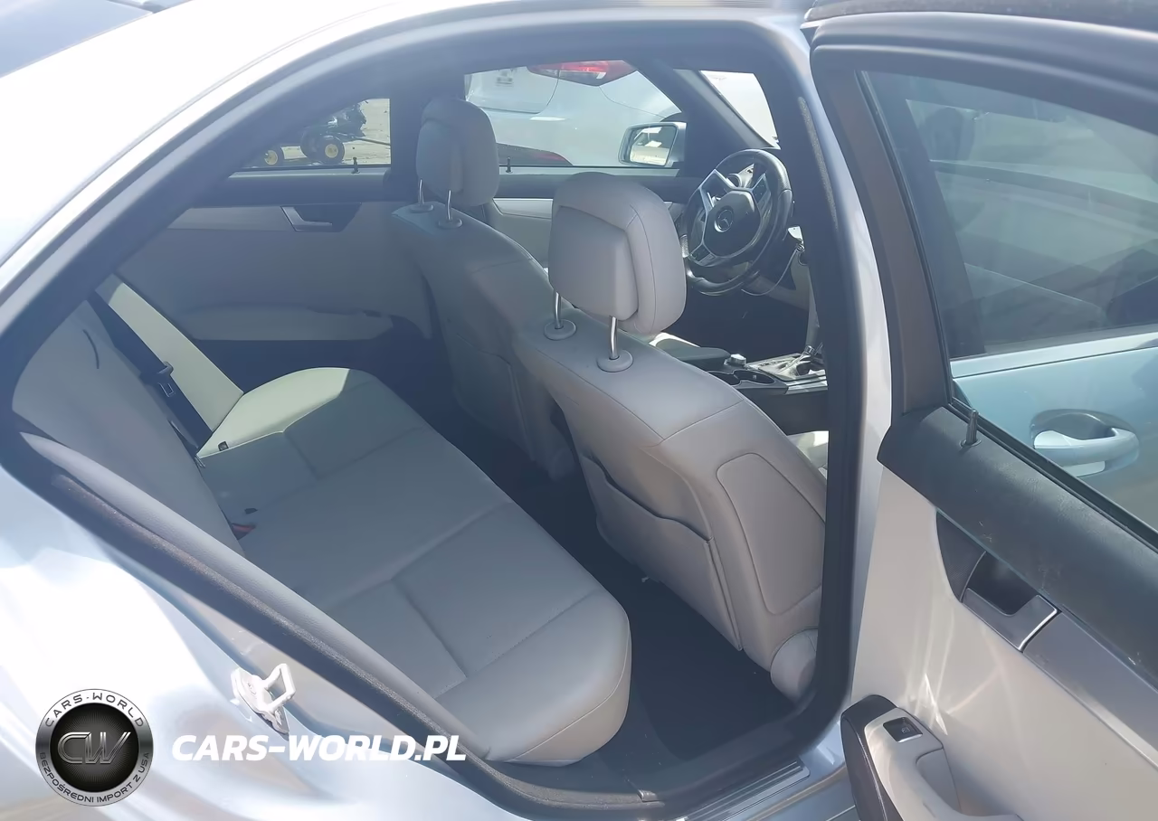 2014 Mercedes-Benz C 300 Sport 4Matic VIN:WDDGF8ABXER302531 - 8