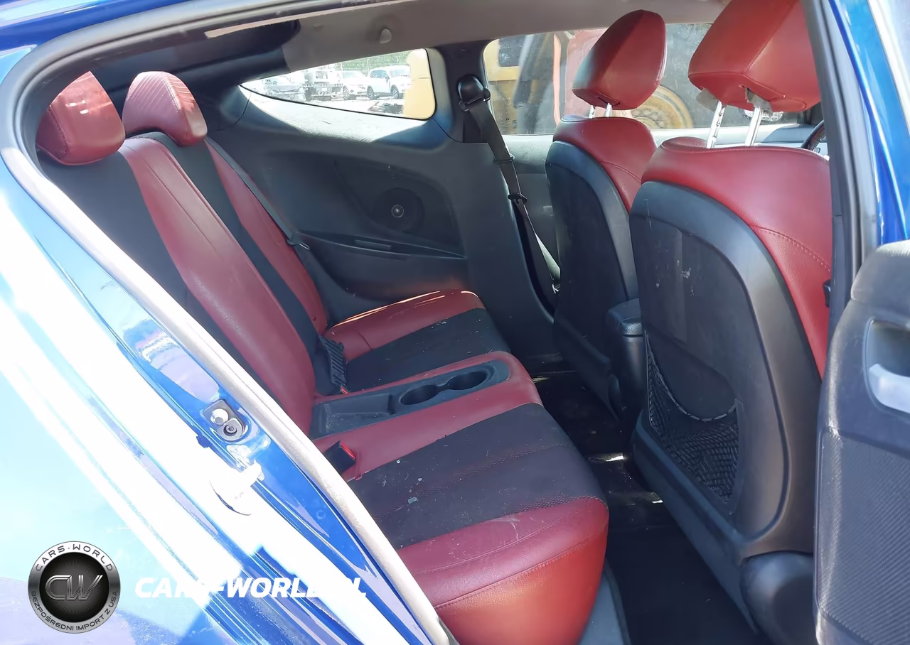 2014 Hyundai Veloster Turbo R-Spec VIN:KMHTC6AE3EU201050 - 8