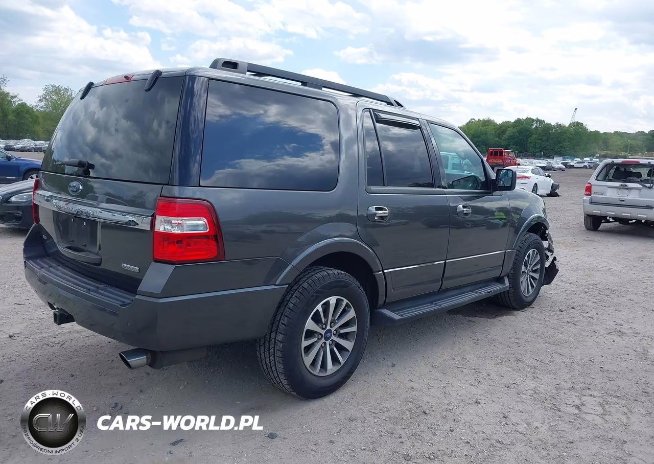 2017 Ford Expedition Xlt VIN:1FMJU1JT6HEA53948 - 4