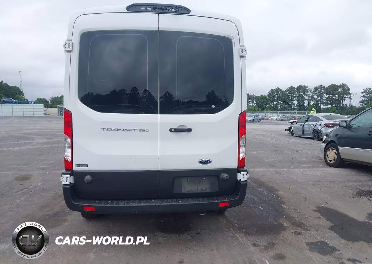 2019 Ford Transit-250 VIN:1FTYR2CMXKKB11522 - 16