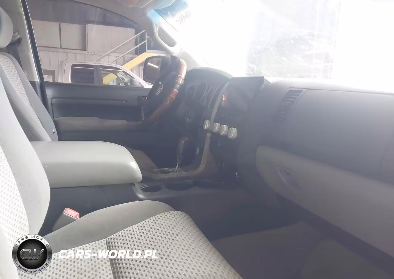 2010 Toyota Tundra Grade 4.6L V8 VIN:5TFRM5F11AX005581 - 5