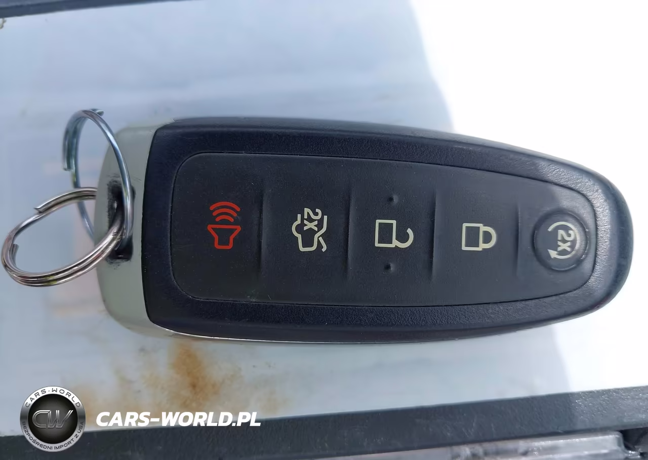 2015 Ford Escape Titanium VIN:1FMCU0J99FUC74132 - 11