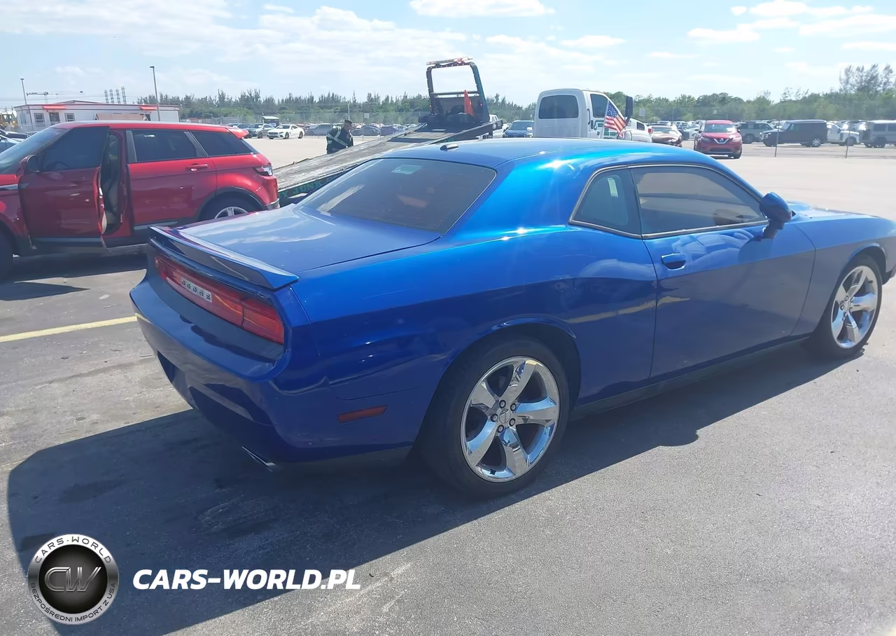 2012 Dodge Challenger Sxt VIN:2C3CDYAG7CH244003 - 4