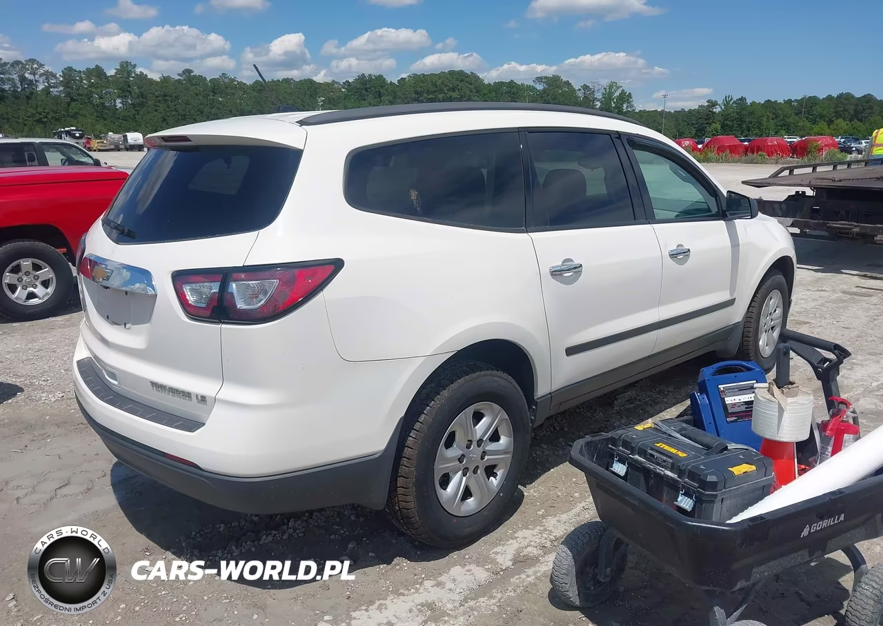 2013 Chevrolet Traverse Ls VIN:1GNKRFKD2DJ241499 - 4