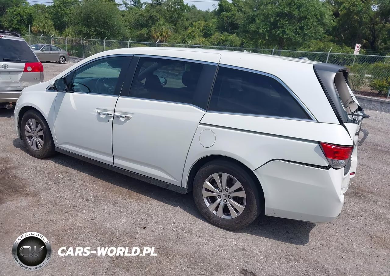 2015 Honda Odyssey Ex-L VIN:5FNRL5H66FB068320 - 3