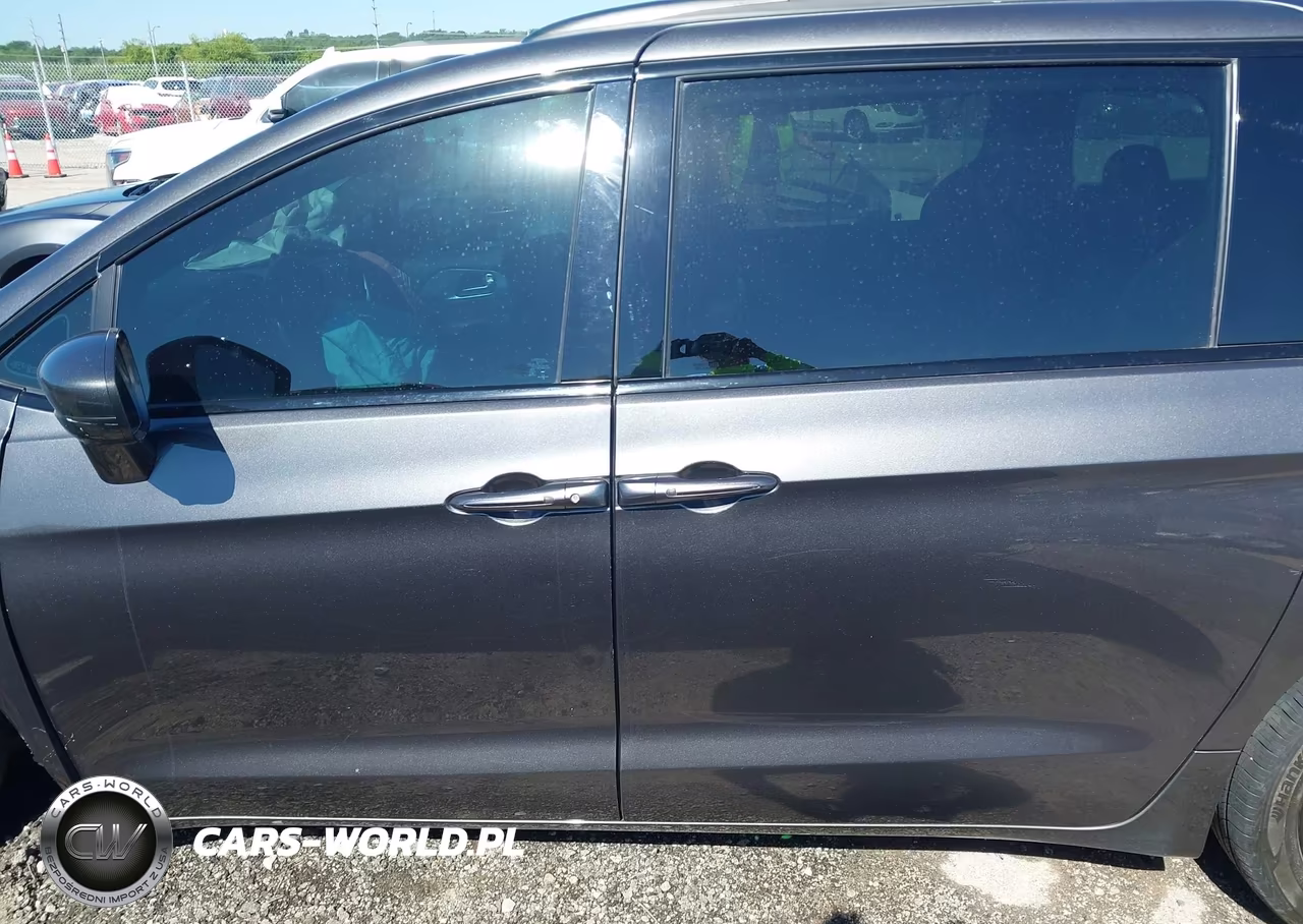 2020 Chrysler Pacifica Touring L Plus VIN:2C4RC1EG0LR103018 - 14