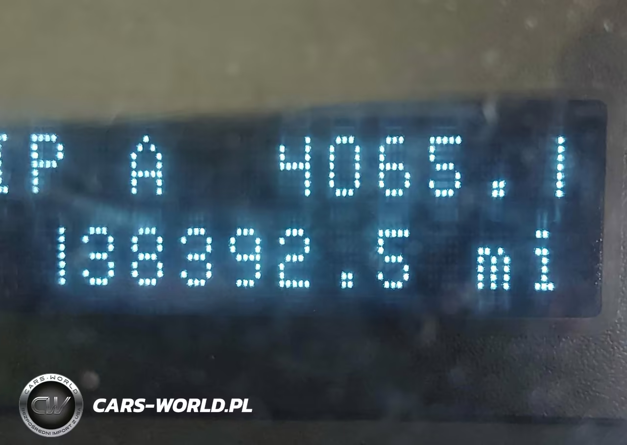2011 Ford Escape Xls VIN:1FMCU0C76BKA68123 - 15