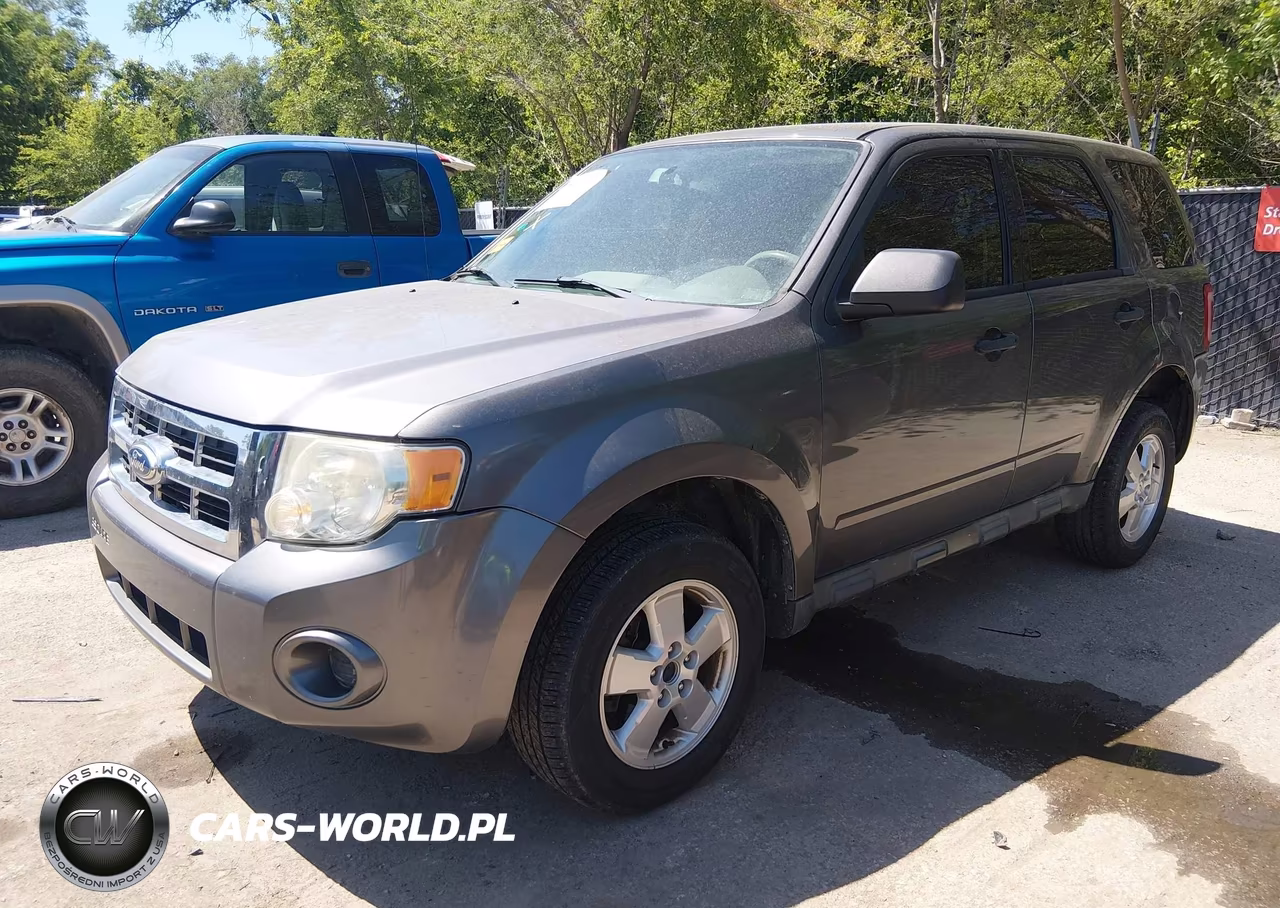 2011 Ford Escape Xls VIN:1FMCU0C76BKA68123 - 2
