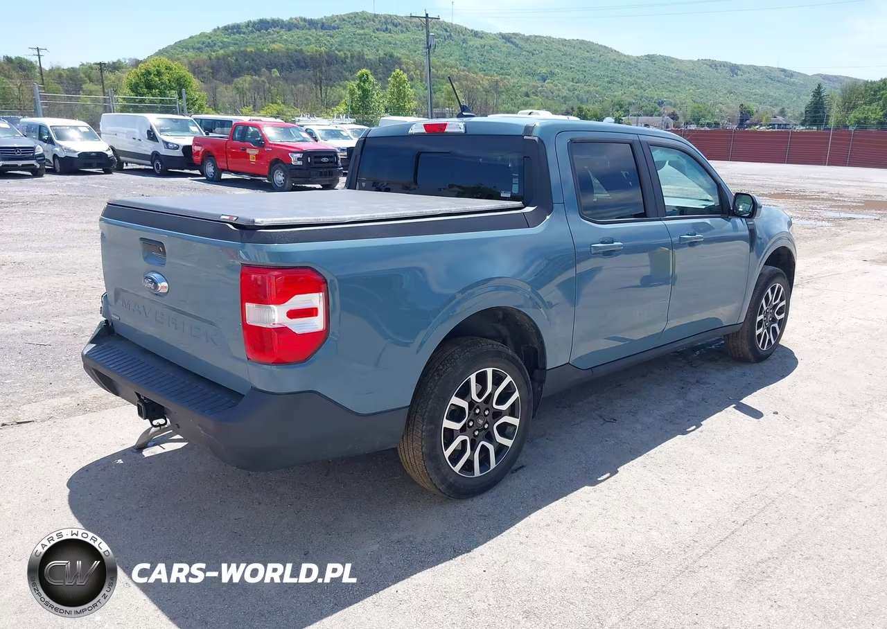 2023 Ford Maverick Lariat VIN:3FTTW8E3XPRA16262 - 4