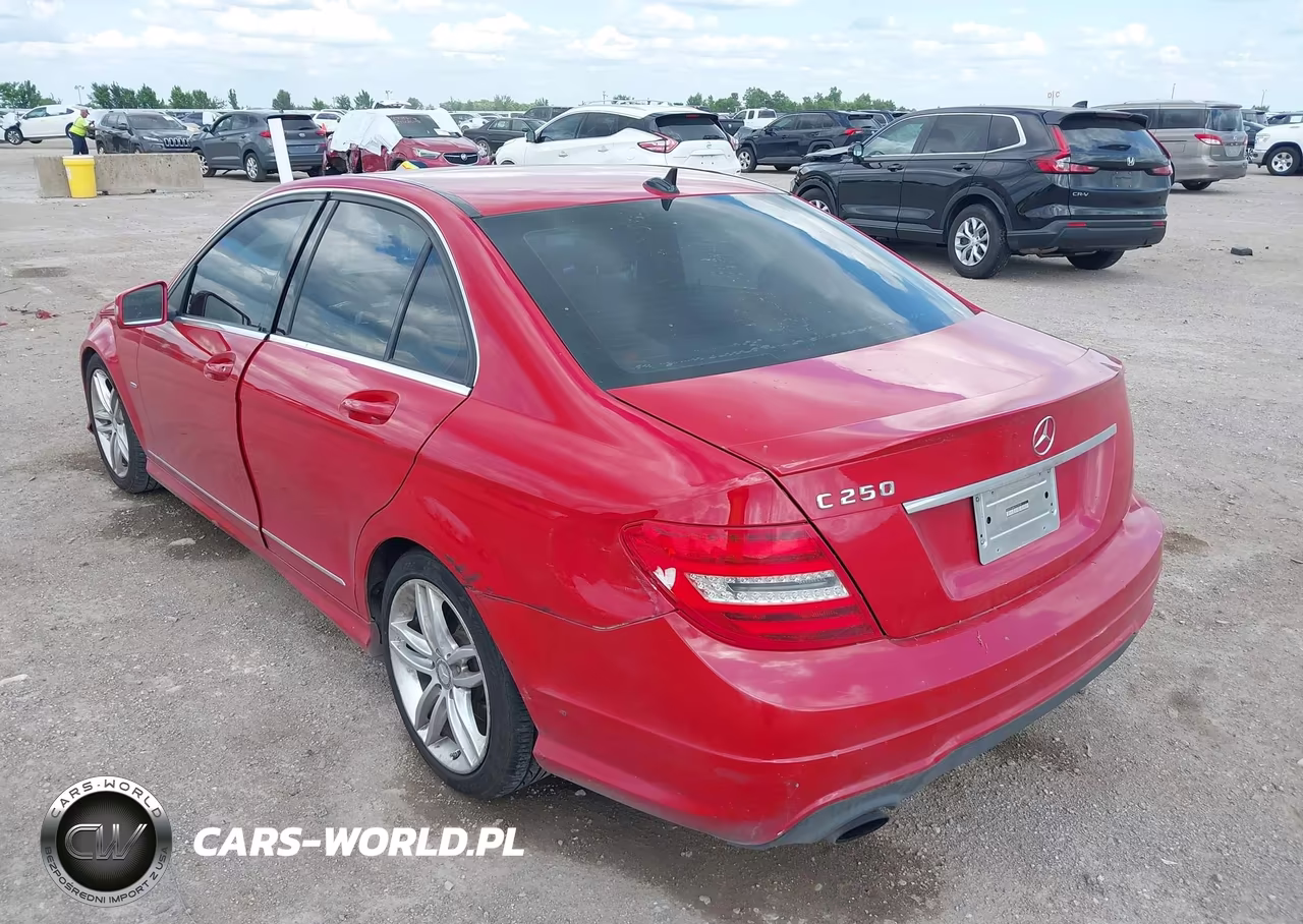 2012 Mercedes-Benz C 250 Sport VIN:WDDGF4HB6CR239259 - 3