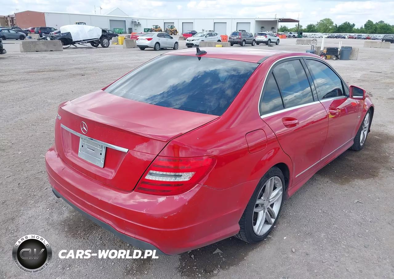 2012 Mercedes-Benz C 250 Sport VIN:WDDGF4HB6CR239259 - 4