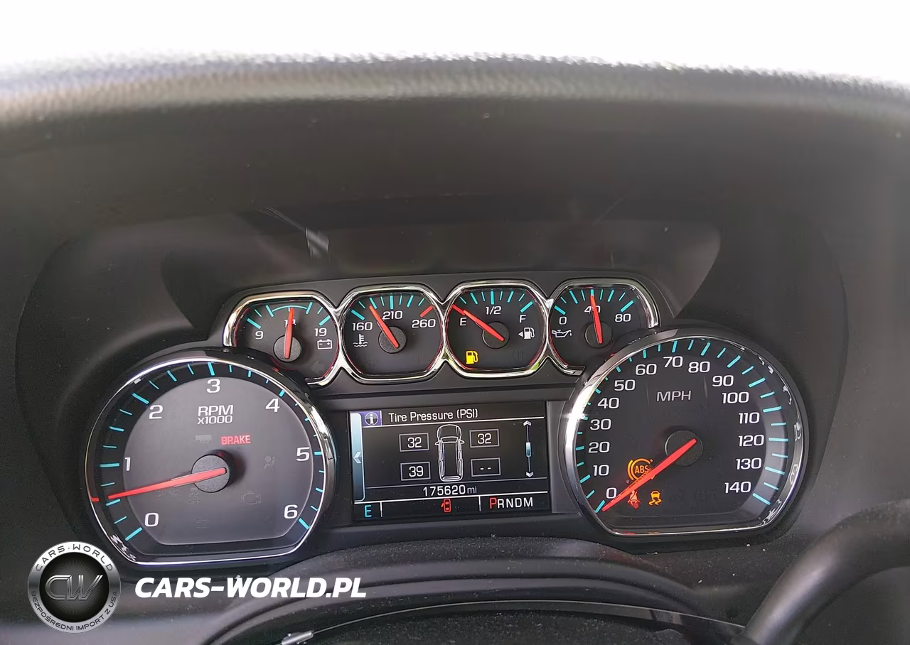2015 Chevrolet Tahoe Lt VIN:1GNSKBKC4FR709242 - 7