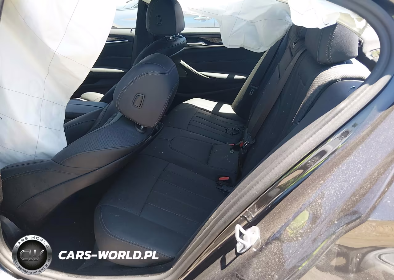 2023 BMW 530E xDrive VIN:WBA33AG06PCL90639 - 8