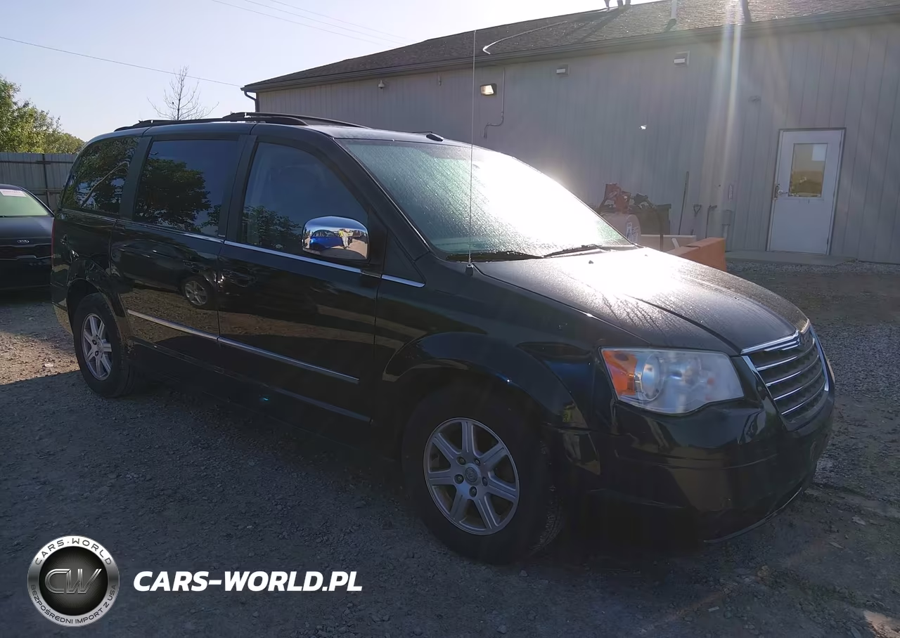 2010 Chrysler Town & Country Touring