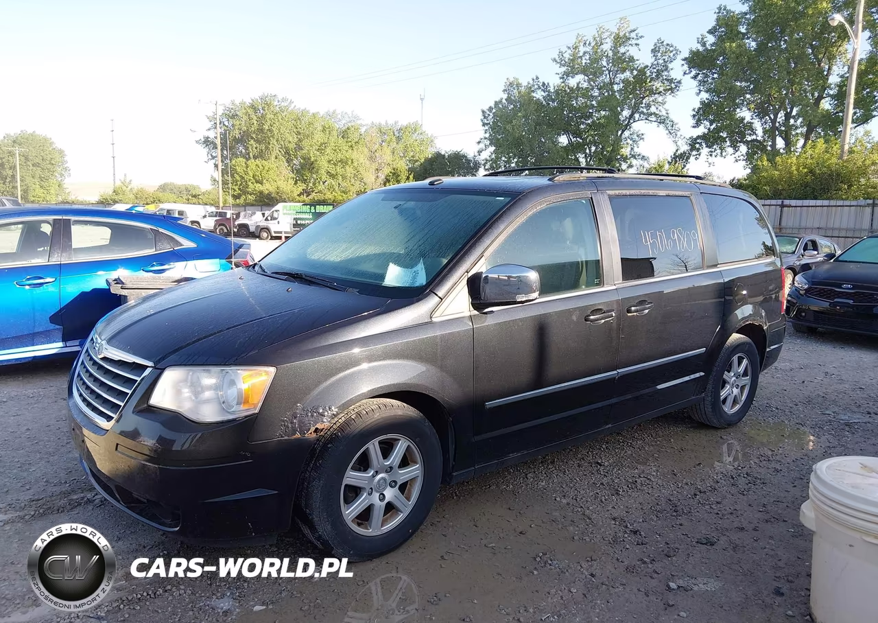 2010 Chrysler Town & Country Touring VIN:2A4RR5D17AR108999 - 2
