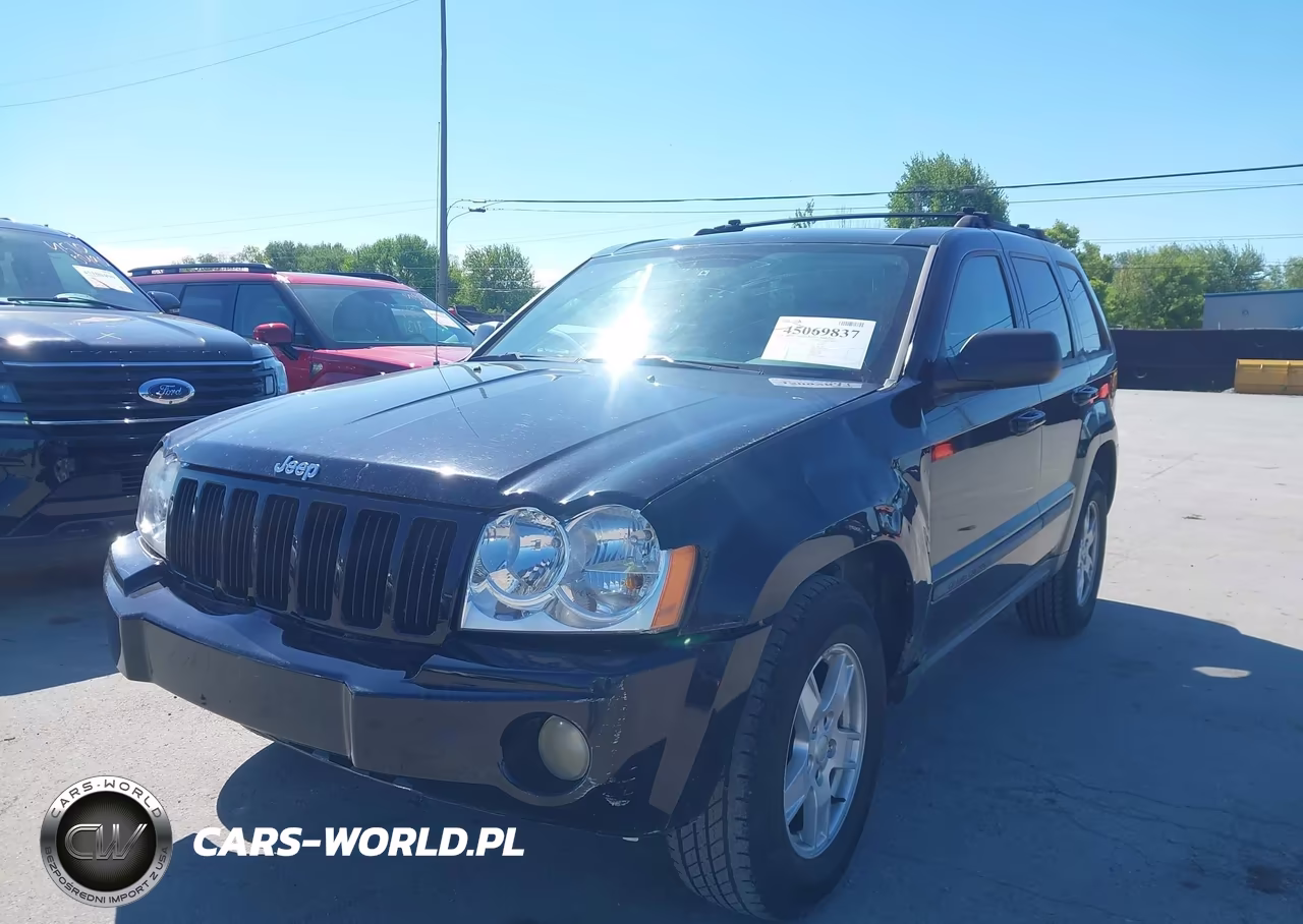 2007 Jeep Grand Cherokee Laredo VIN:1J8GR48K97C680273 - 2
