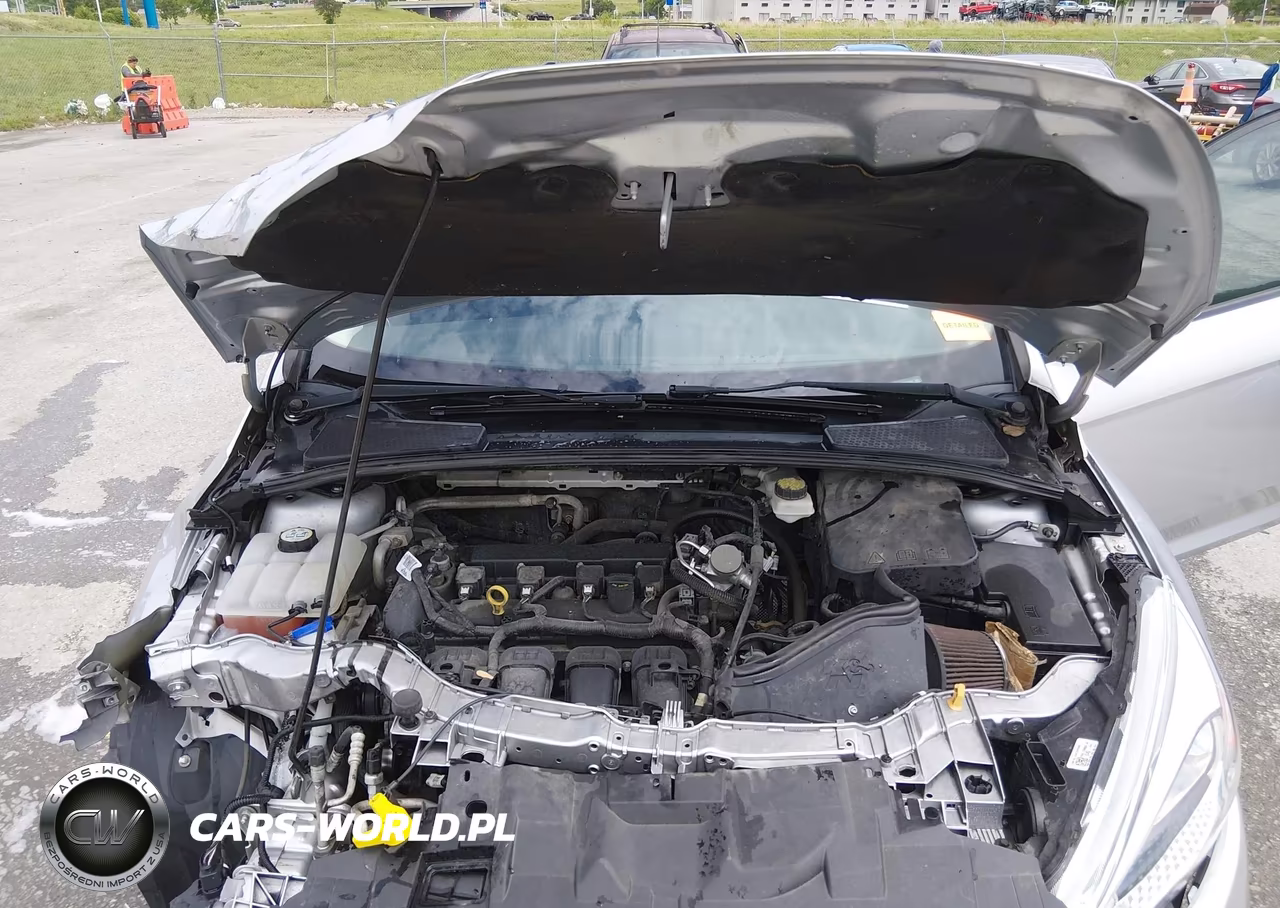 2017 Ford Focus Se VIN:1FADP3K22HL259036 - 10