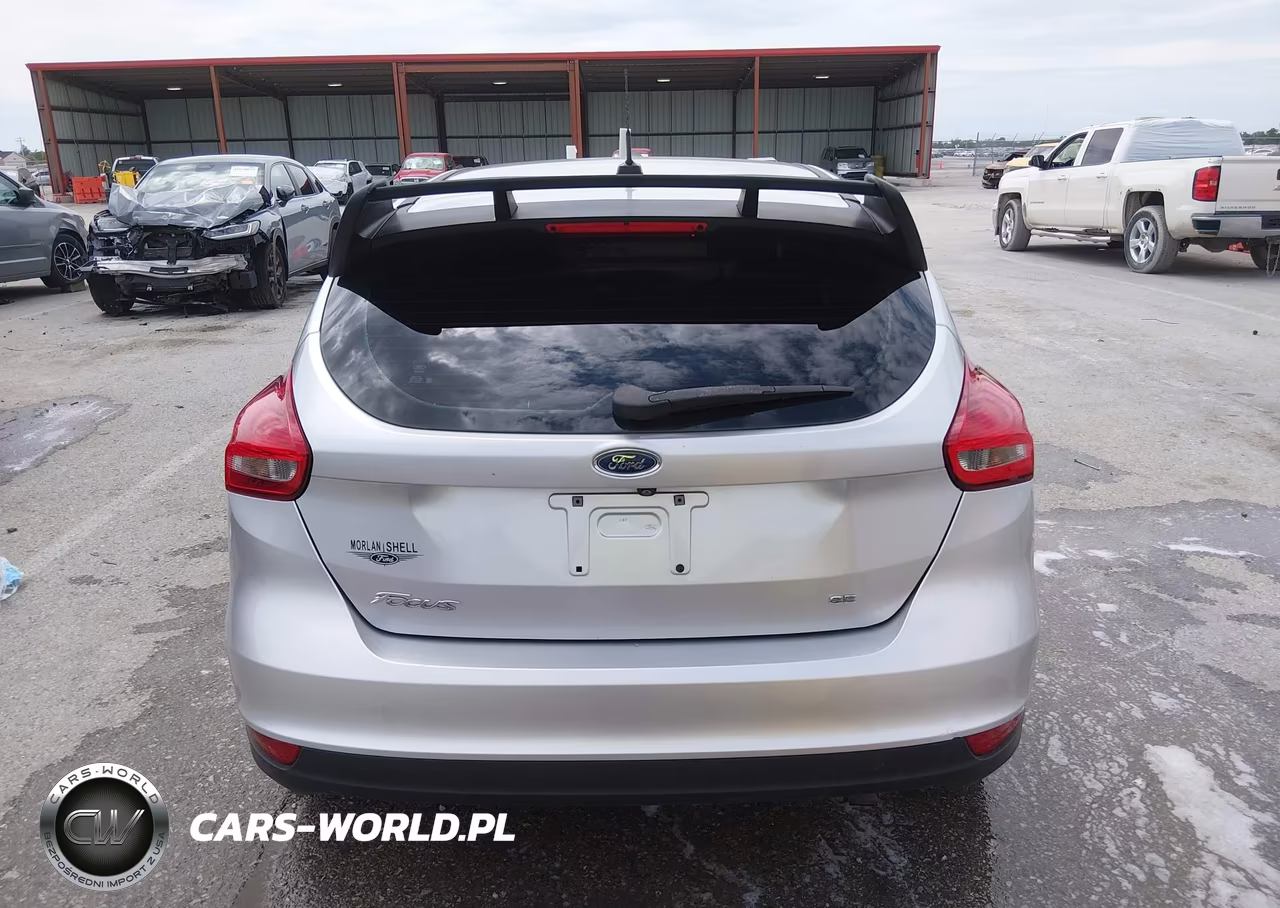 2017 Ford Focus Se VIN:1FADP3K22HL259036 - 16