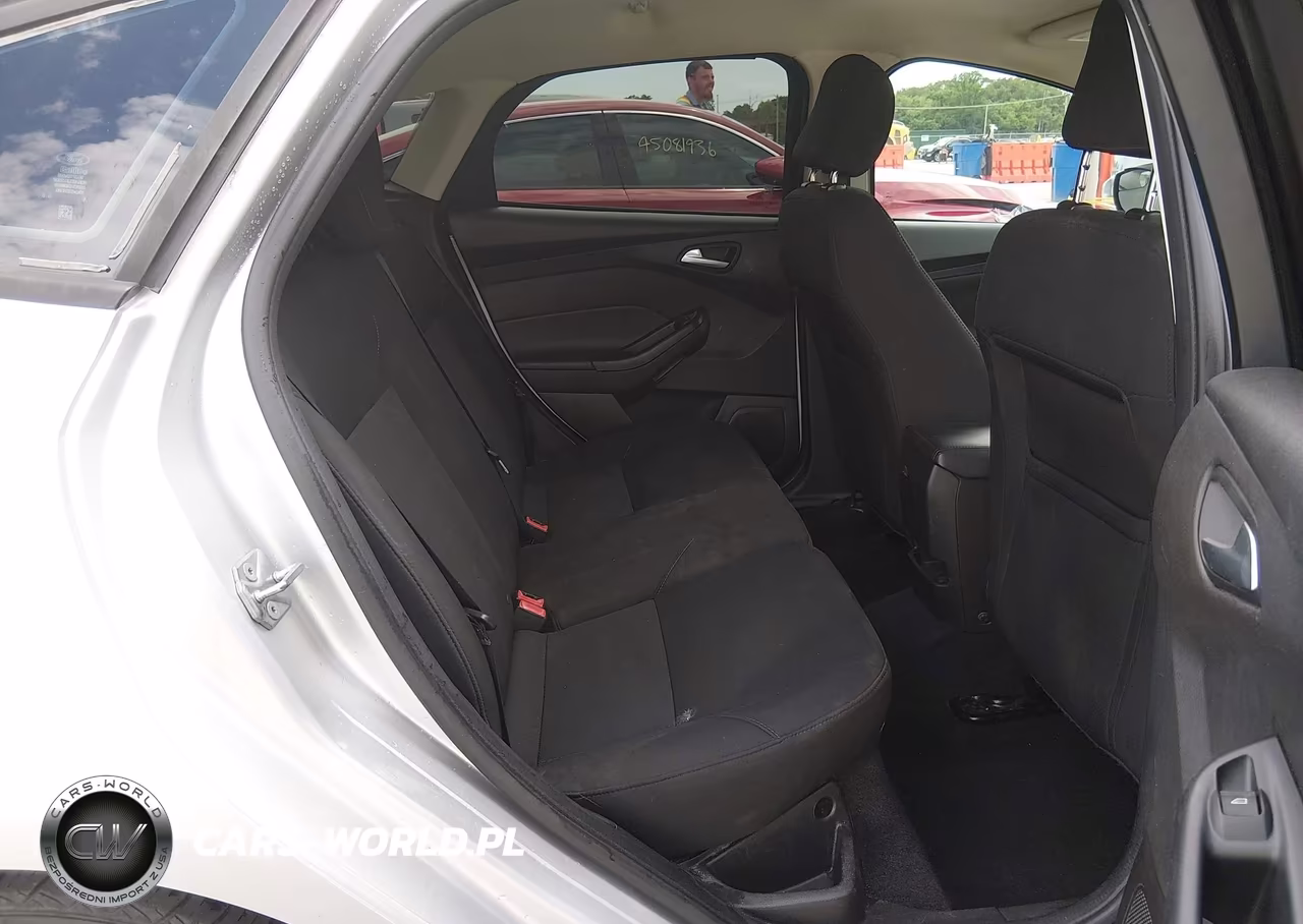 2017 Ford Focus Se VIN:1FADP3K22HL259036 - 8