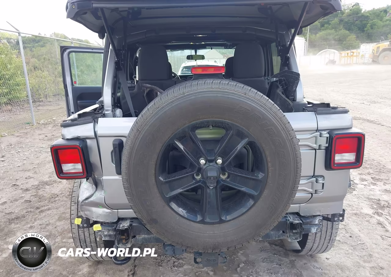 2020 Jeep Wrangler Unlimited Sport Altitude 4X4 VIN:1C4HJXDG6LW350587 - 6