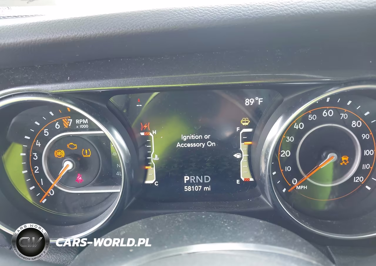 2020 Jeep Wrangler Unlimited Sport Altitude 4X4 VIN:1C4HJXDG6LW350587 - 7