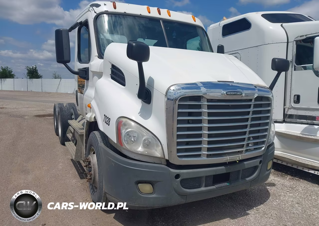 2010 Freightliner Cascadia 113 VIN:1FUJGBDVXALAN6847 - 10