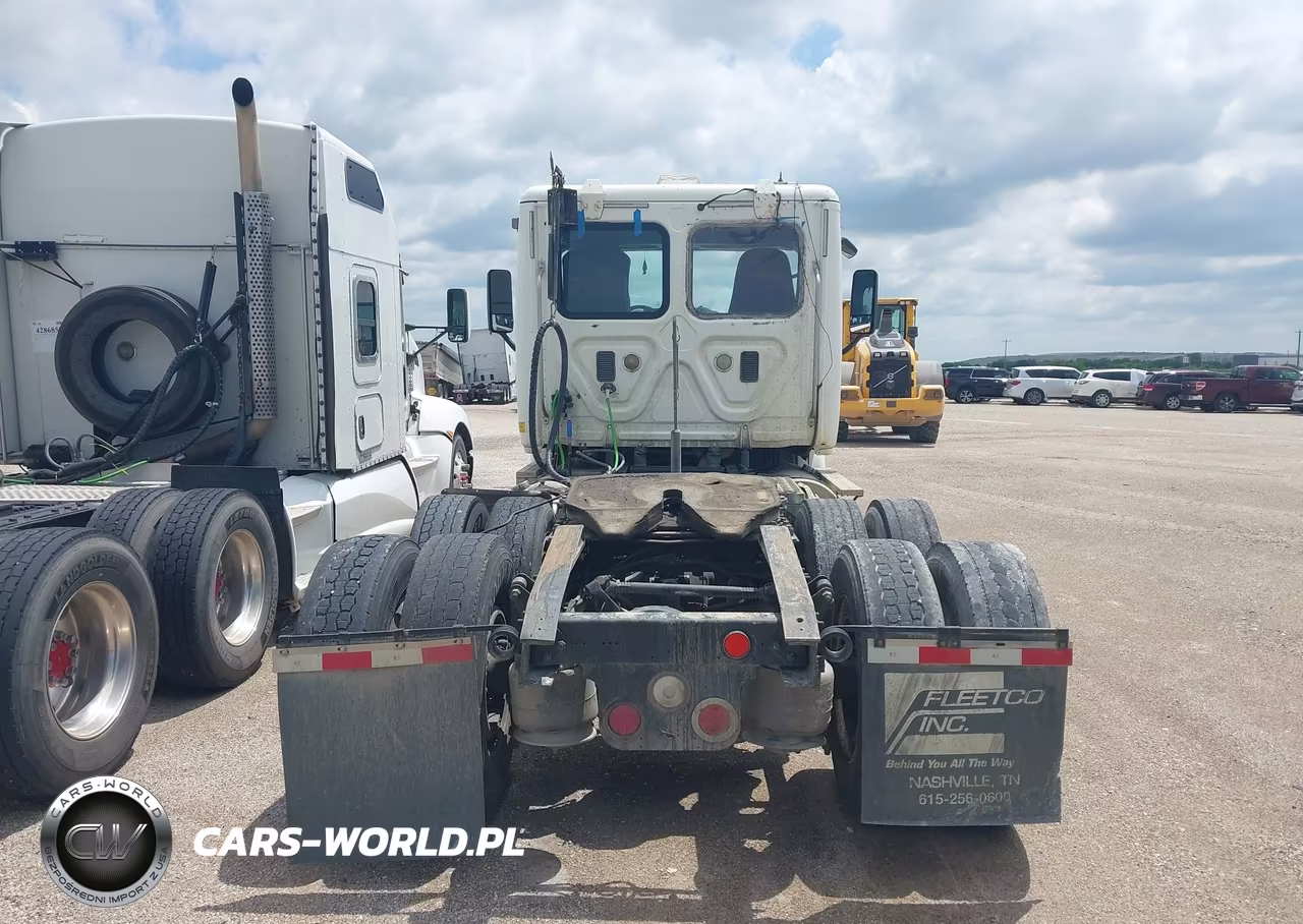 2010 Freightliner Cascadia 113 VIN:1FUJGBDVXALAN6847 - 16