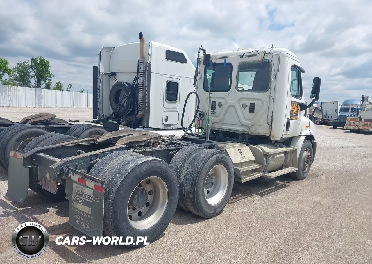 2010 Freightliner Cascadia 113 VIN:1FUJGBDVXALAN6847 - 4