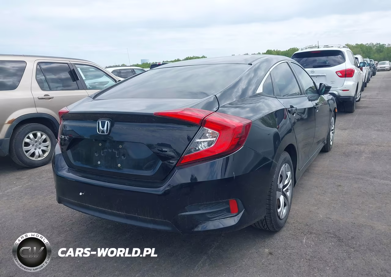 2018 Honda Civic Lx VIN:2HGFC2F50JH575987 - 4