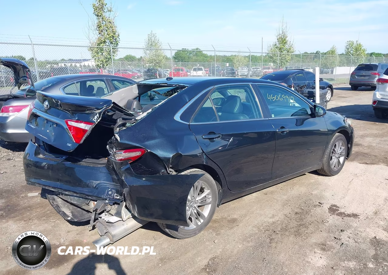 2016 Toyota Camry Se VIN:4T1BF1FK9GU255380 - 4