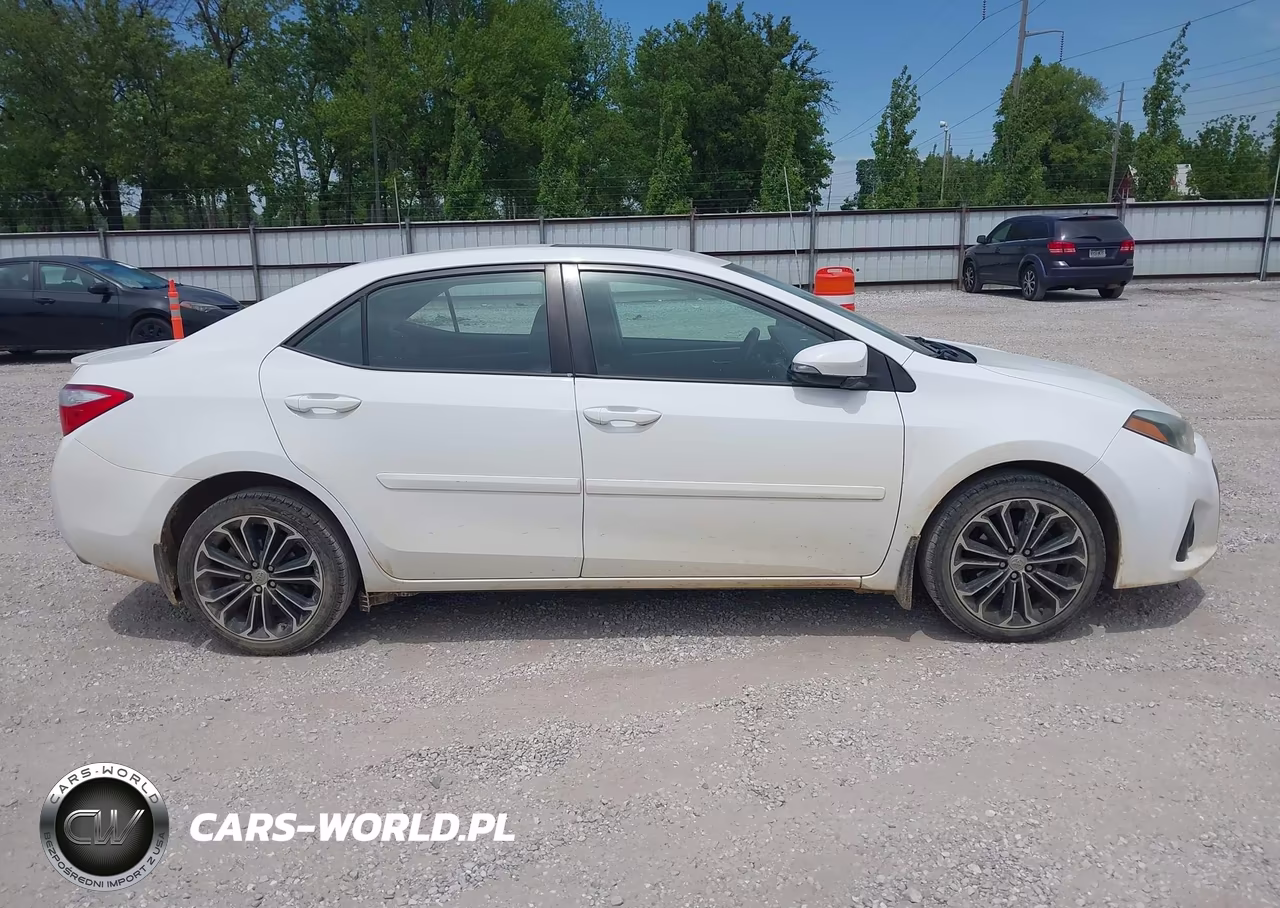 2015 Toyota Corolla S Plus VIN:2T1BURHE5FC255212 - 13