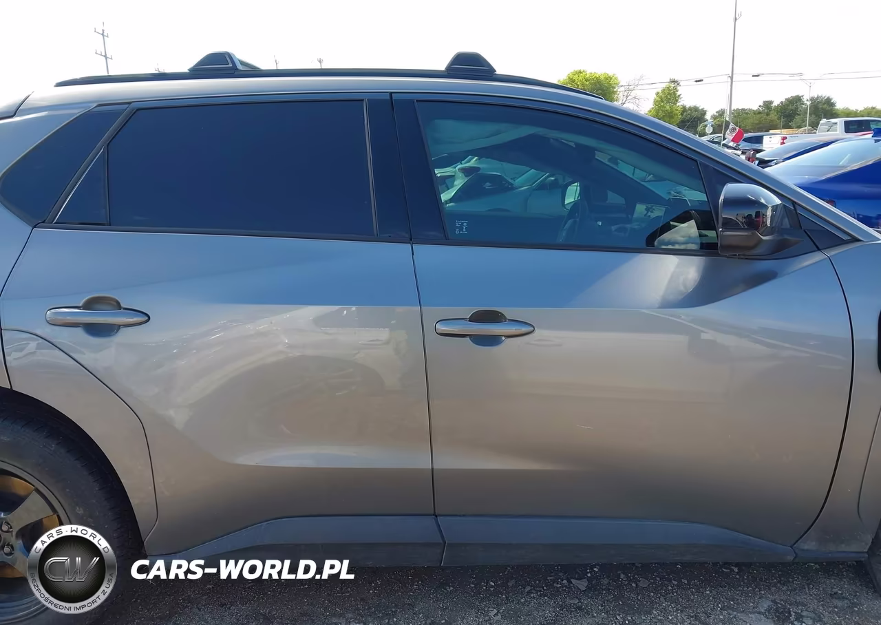 2026 Toyota Bz Xle Plus VIN:JTMBCAEBXTJ012641 - 14