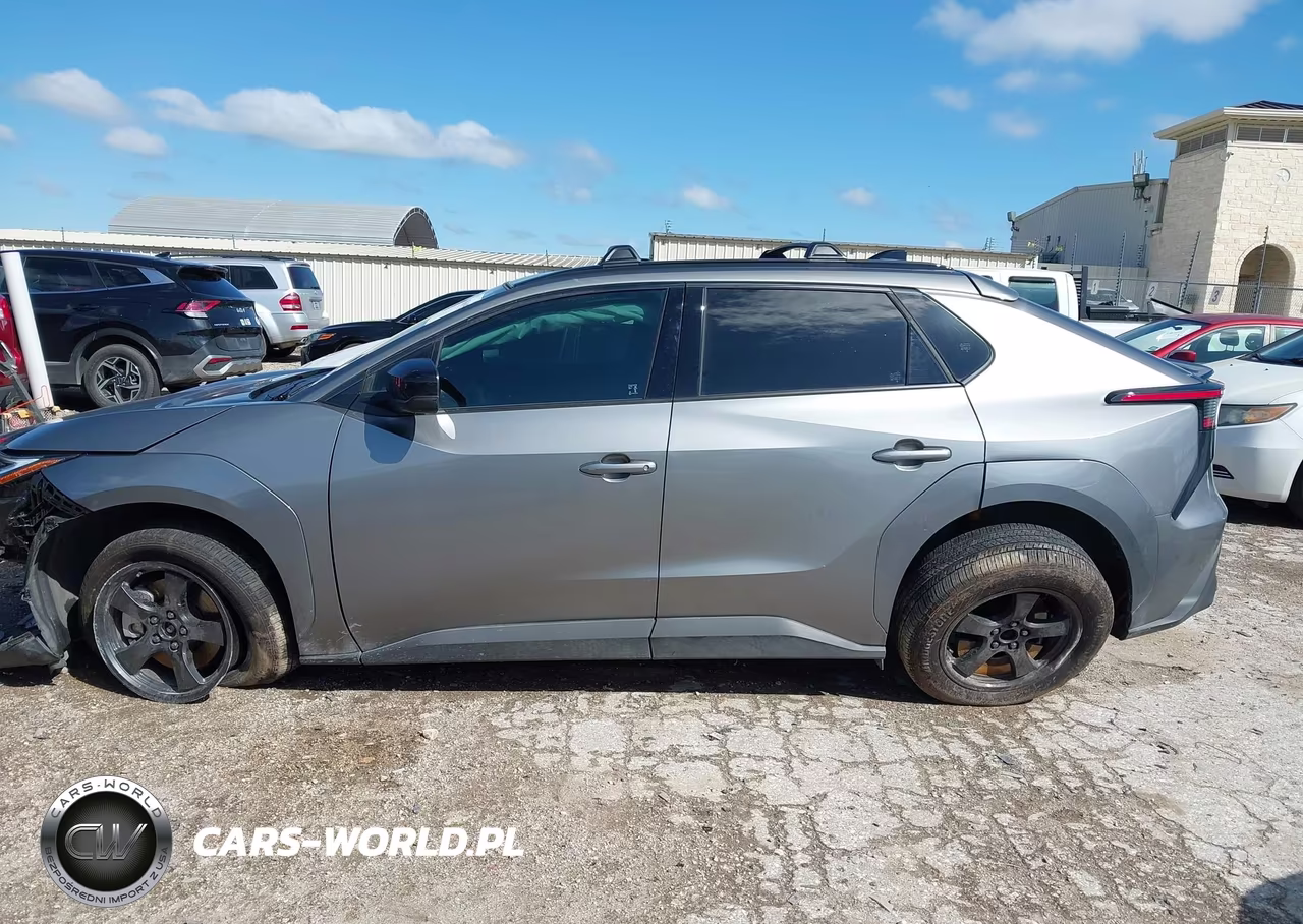 2026 Toyota Bz Xle Plus VIN:JTMBCAEBXTJ012641 - 15