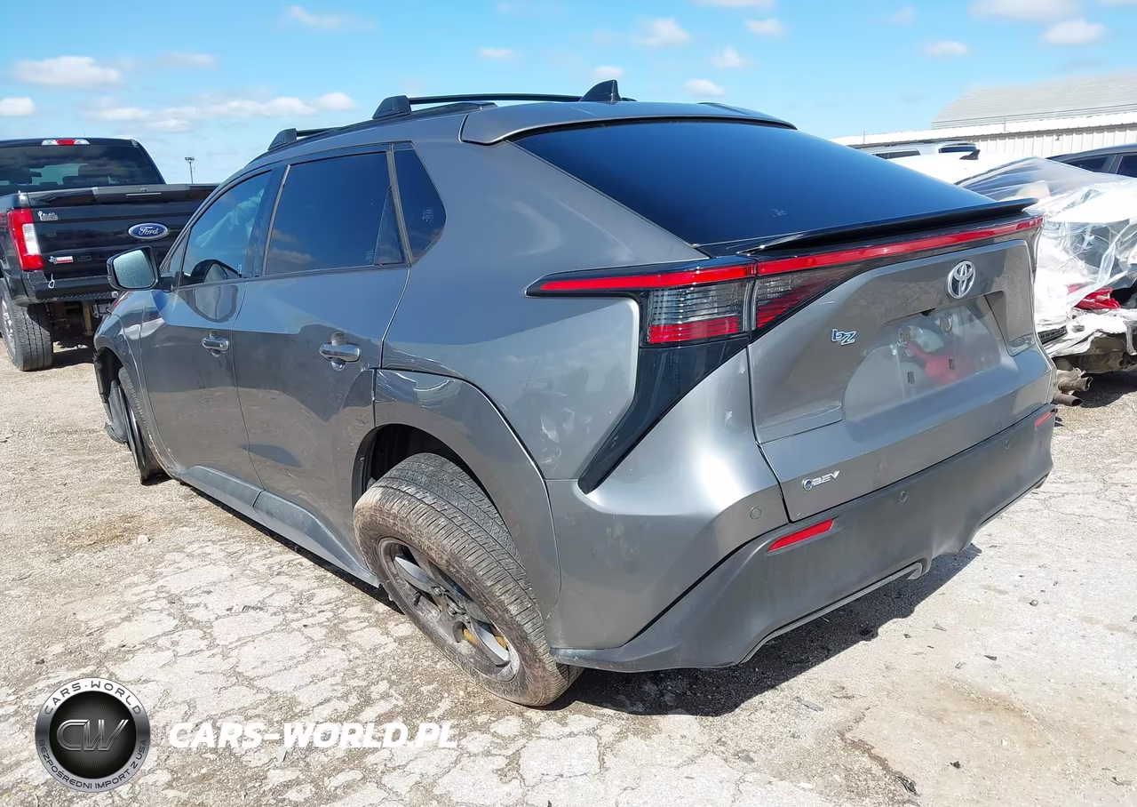 2026 Toyota Bz Xle Plus VIN:JTMBCAEBXTJ012641 - 3