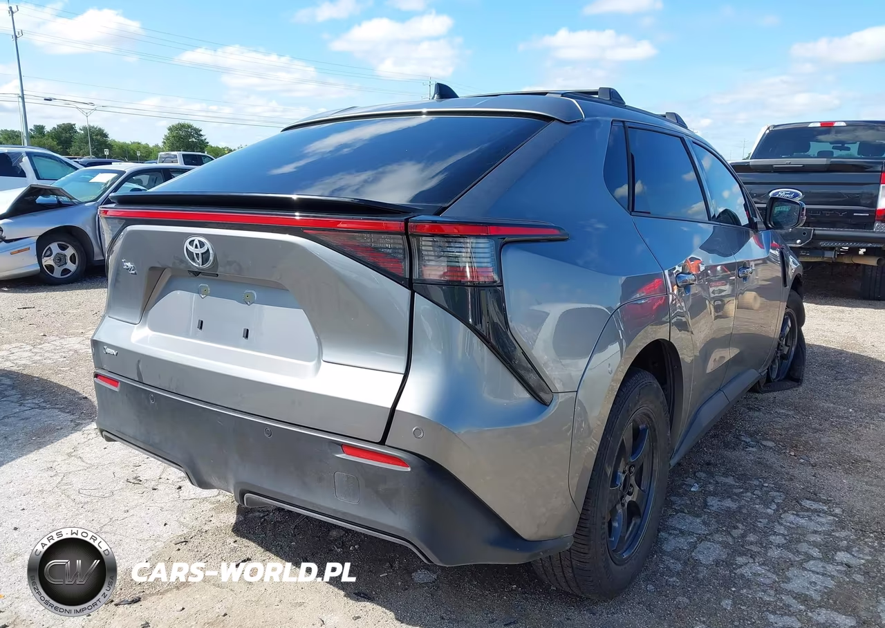 2026 Toyota Bz Xle Plus VIN:JTMBCAEBXTJ012641 - 4