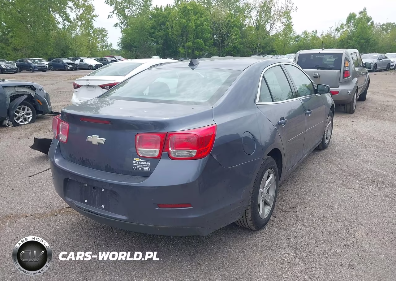 2013 Chevrolet Malibu 1Ls VIN:1G11B5SA4DF150755 - 4