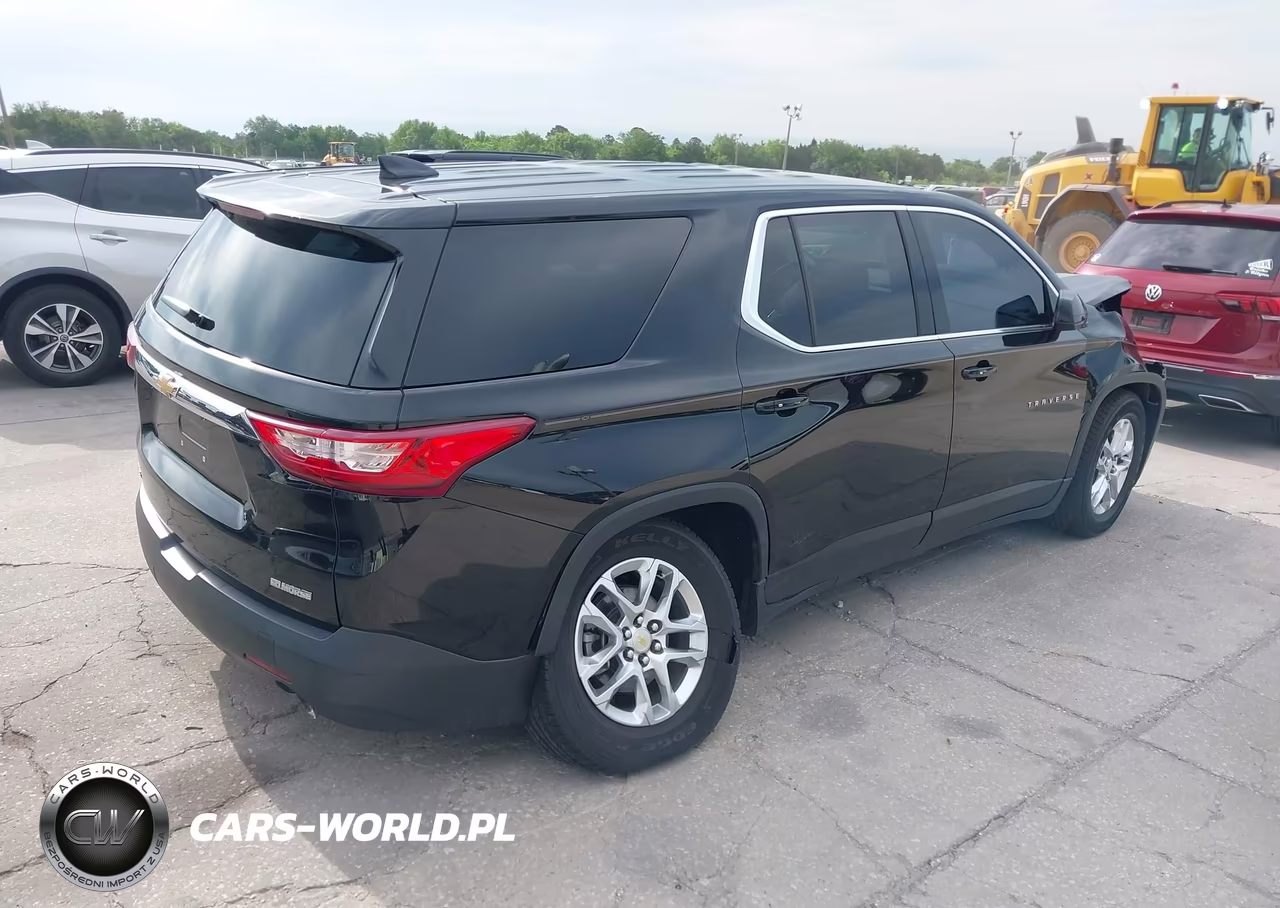 2020 Chevrolet Traverse Fwd Ls VIN:1GNERFKWXLJ103335 - 4