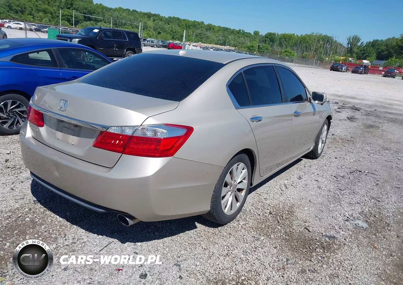 2013 Honda Accord Ex-L VIN:1HGCR2F83DA117116 - 4