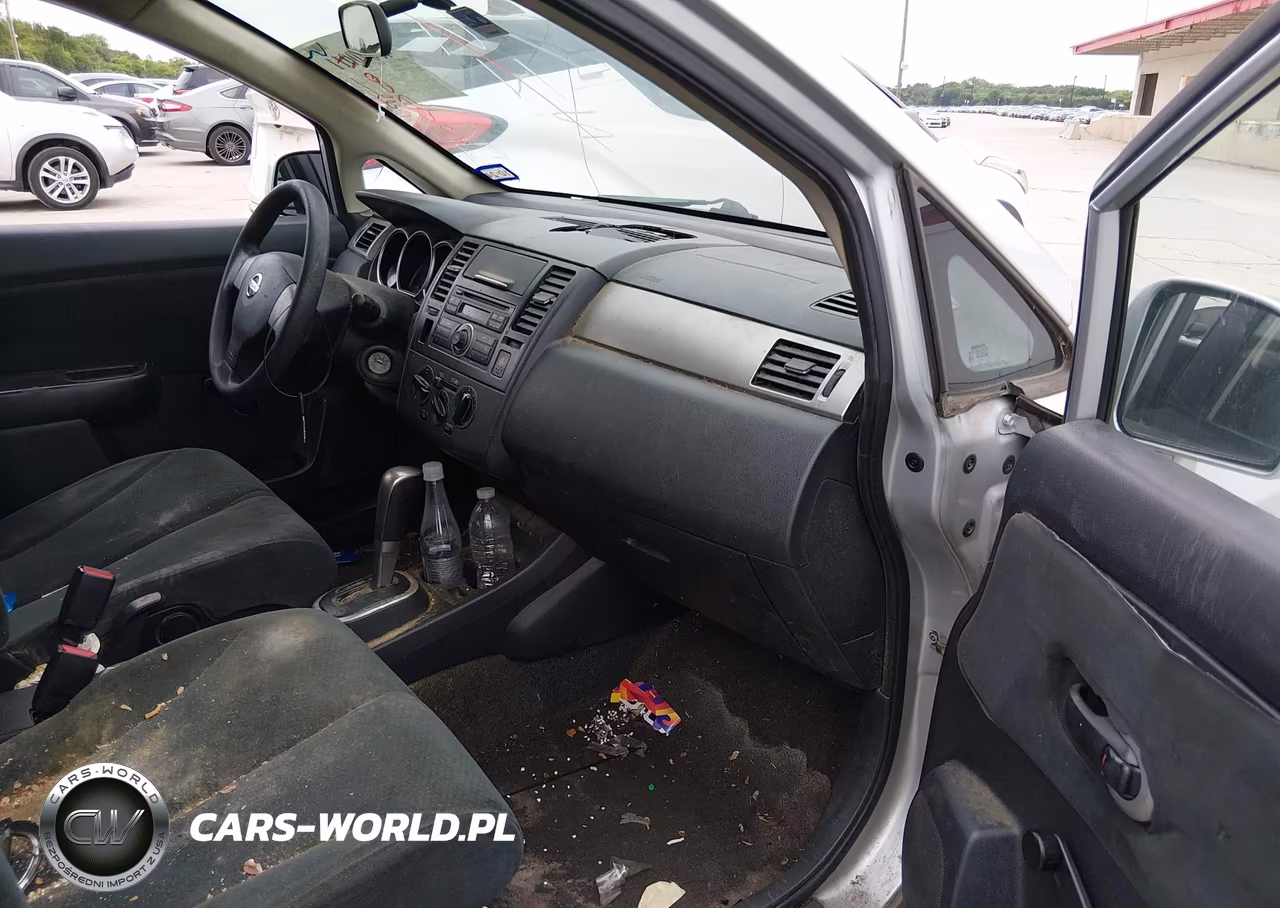 2011 Nissan Versa 1.8S VIN:3N1BC1CP0BL463280 - 5
